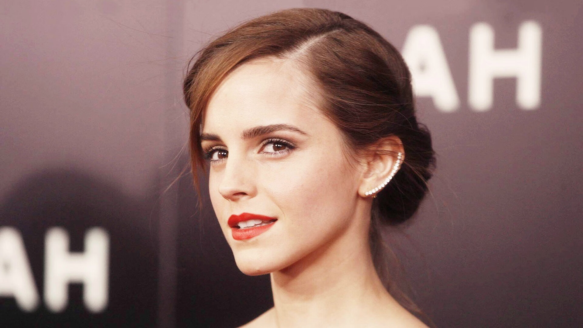 德甲球队基于大数据的防线横移机制调整策略研究