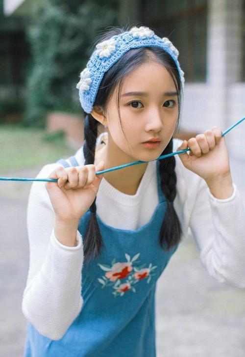 新西兰全黑队的进攻模式和球员的敏捷性，使比赛充满悬念，新西兰全黑战舞视频